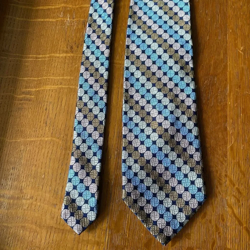 F.R. Tripler & Co. Silk Necktie